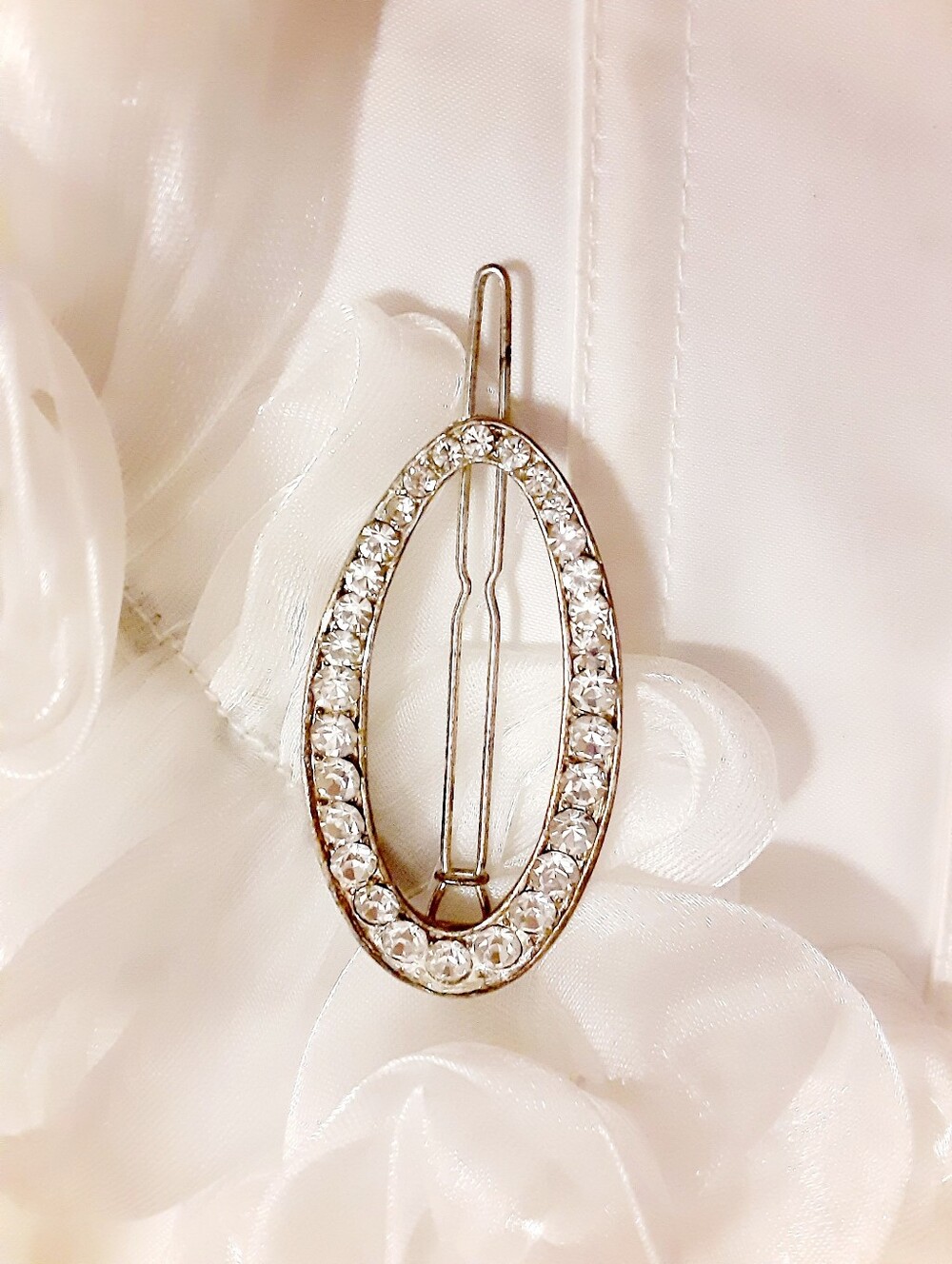 Vintage Rhinestone Oval Hair Clip - Silver Tone